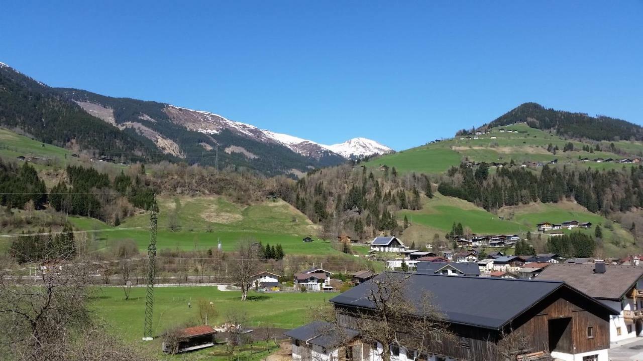 Ferienhaus Karin Bruck an der Grossglocknerstrasse Luaran gambar